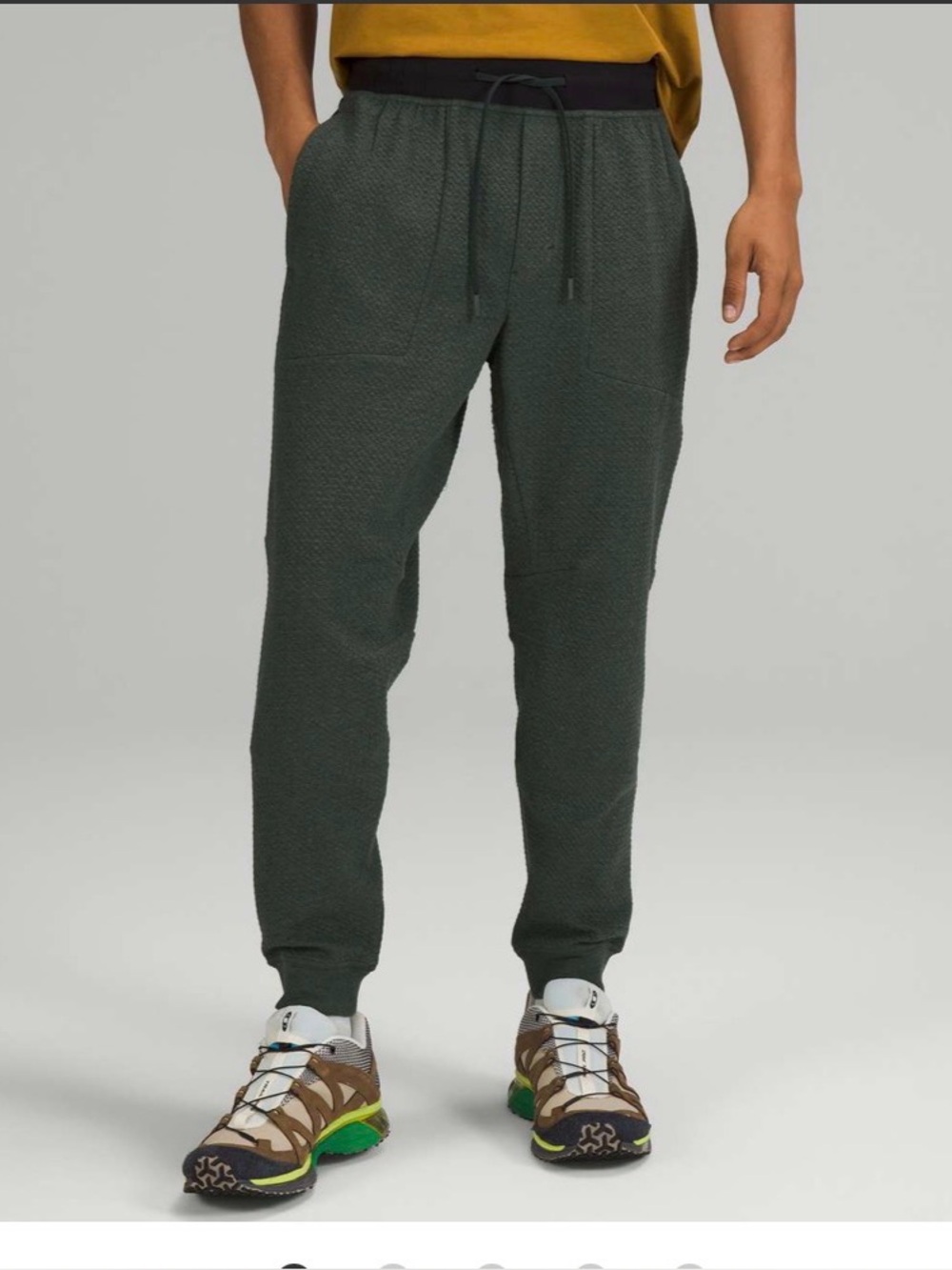 Lululemon Mens At Ease Jogger 29"
Heathered Rainforest Green / Black
NWOT
